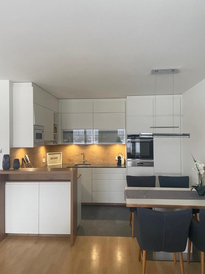 Lake View Apartment Seecorso Velden am Woerthersee Exterior photo